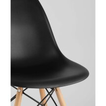 Стул Eames SIMPLE DSW черный, литой полипропилен, стальной каркас, натуральный массив бука